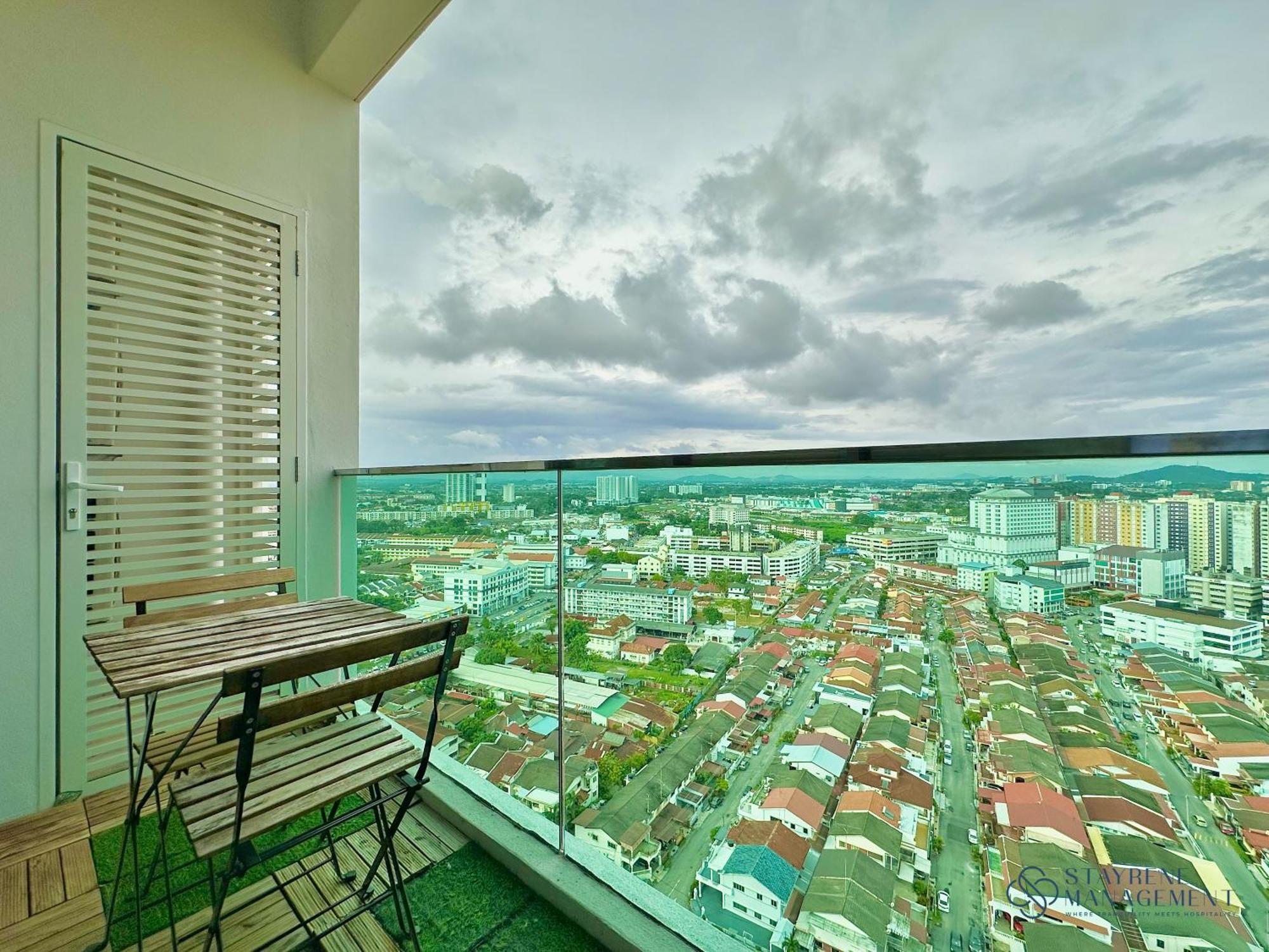 Melaka Ong Kim Wee Residences By Stayrene Exteriör bild