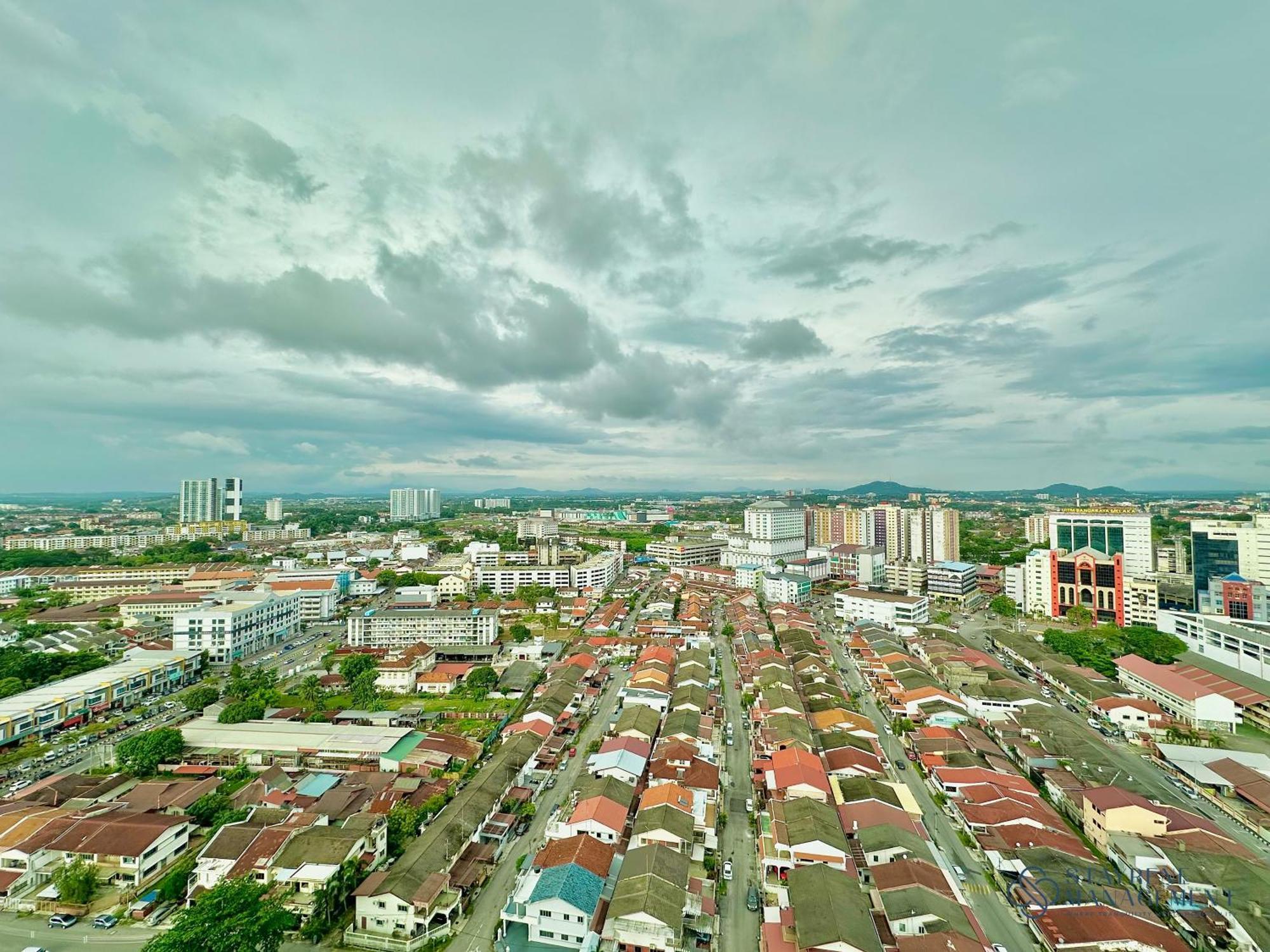 Melaka Ong Kim Wee Residences By Stayrene Exteriör bild