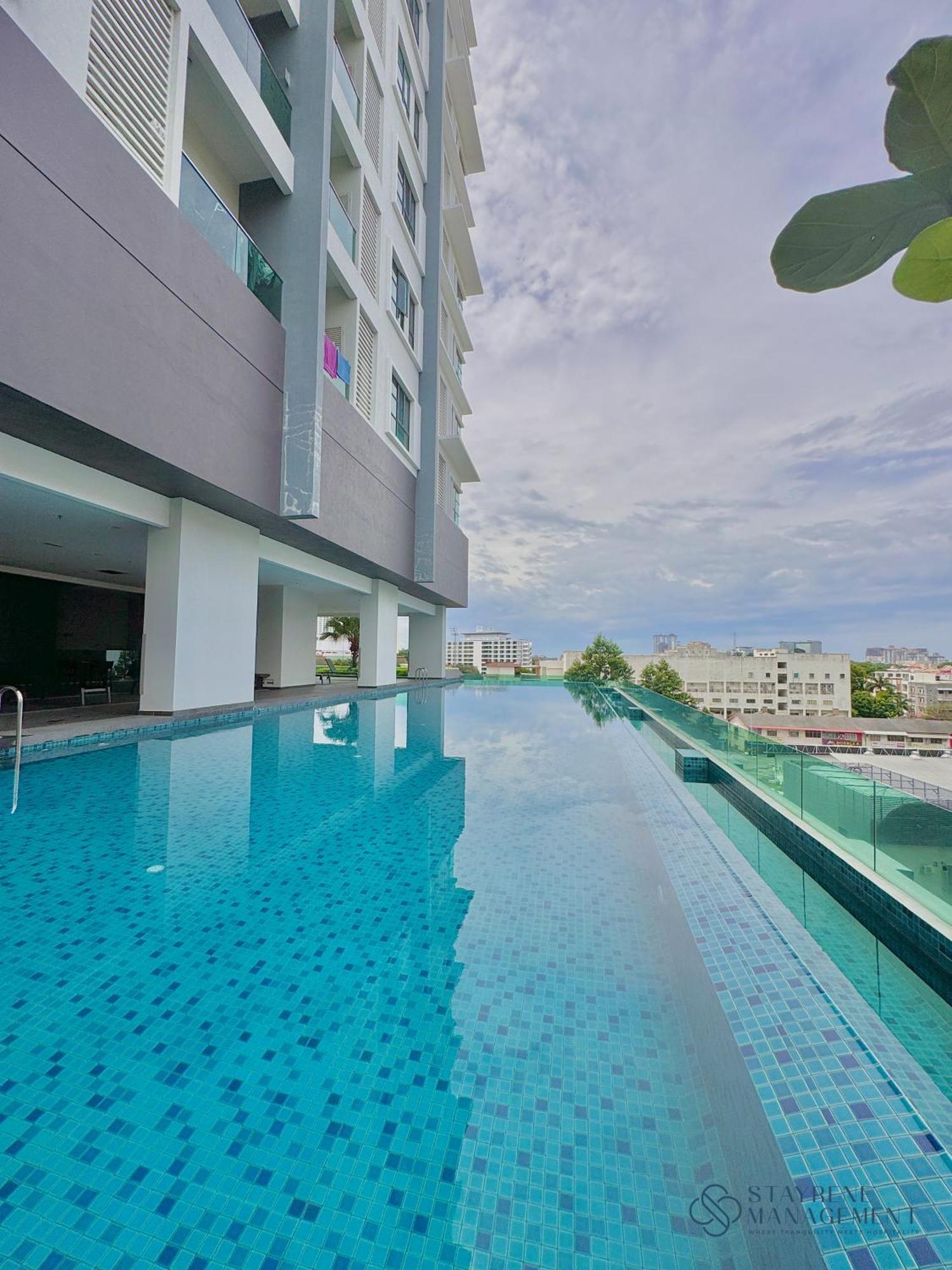 Melaka Ong Kim Wee Residences By Stayrene Exteriör bild