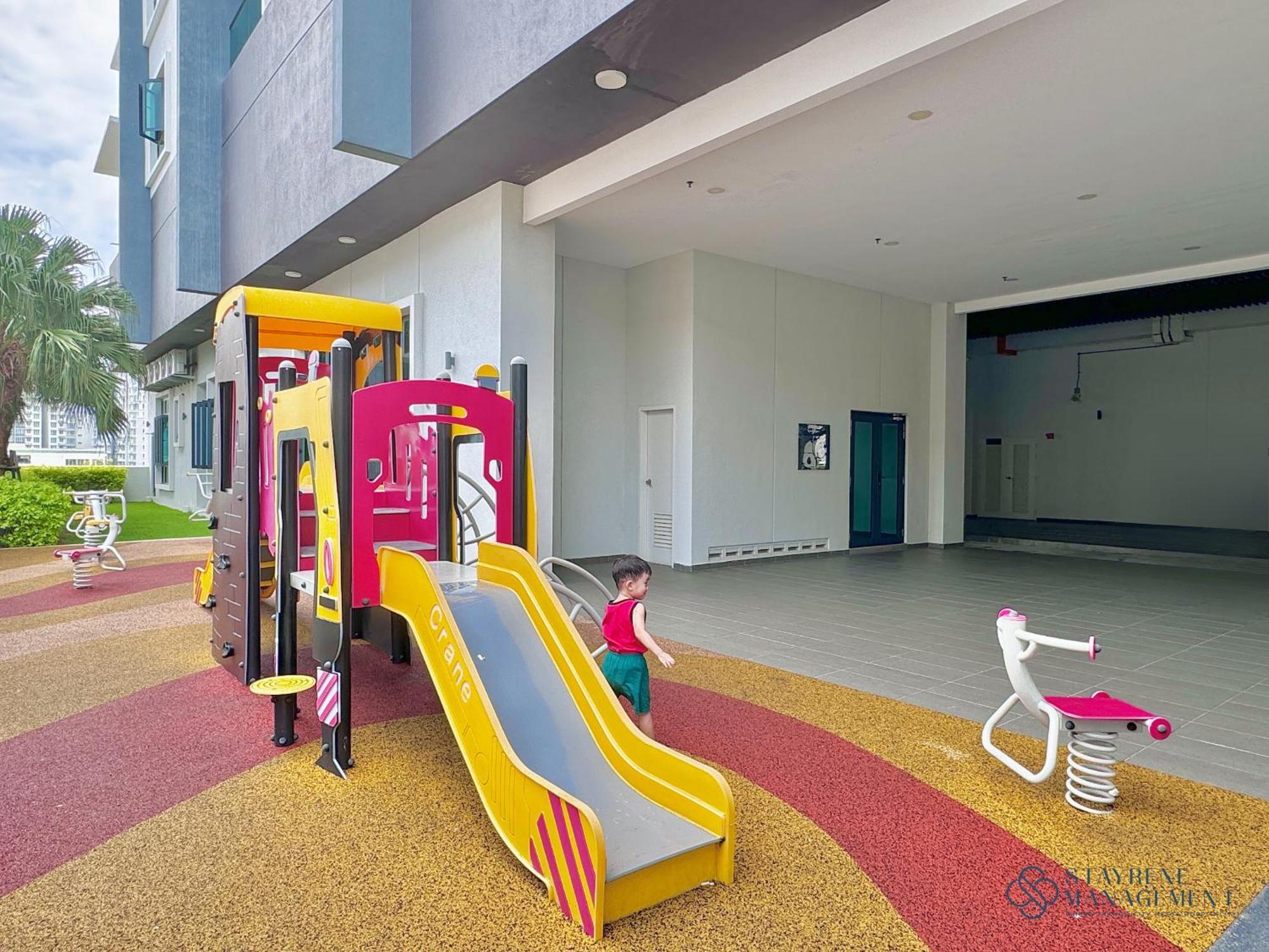 Melaka Ong Kim Wee Residences By Stayrene Exteriör bild